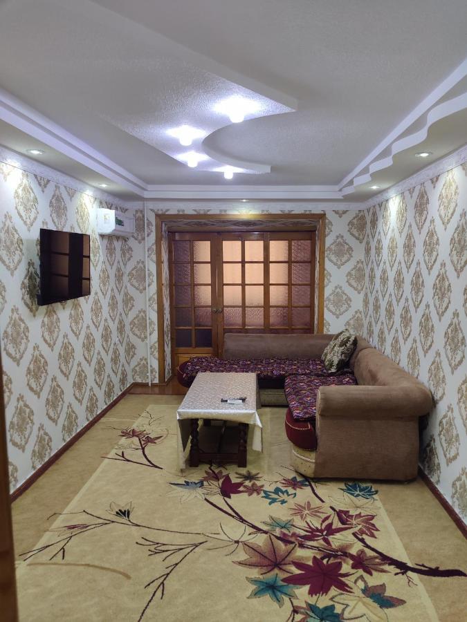 Muharram Homestay In The Neighborhood Of The Registan Square, 家族 ゲストハウス Самарканд Екстериор снимка