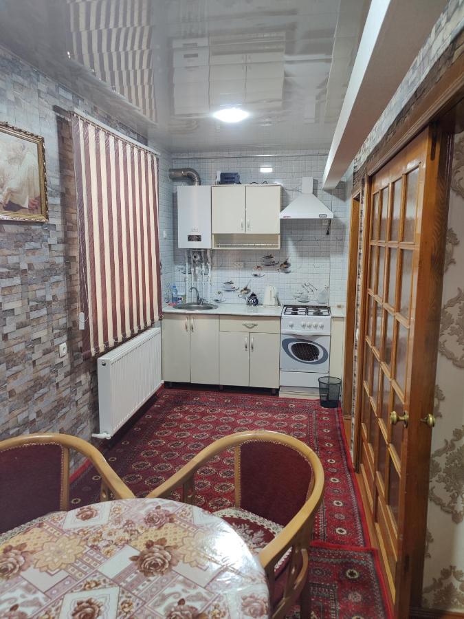 Muharram Homestay In The Neighborhood Of The Registan Square, 家族 ゲストハウス Самарканд Екстериор снимка