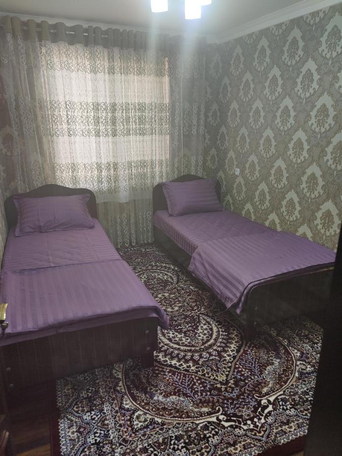 Muharram Homestay In The Neighborhood Of The Registan Square, 家族 ゲストハウス Самарканд Екстериор снимка