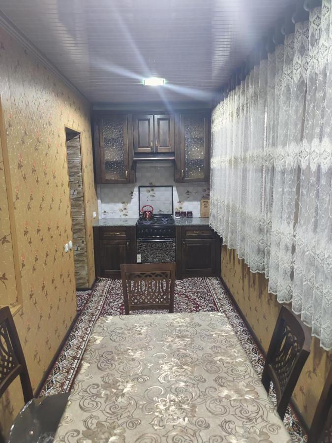 Muharram Homestay In The Neighborhood Of The Registan Square, 家族 ゲストハウス Самарканд Екстериор снимка