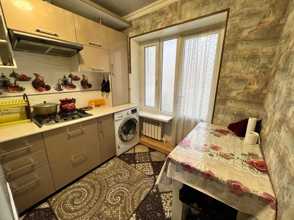 Muharram Homestay In The Neighborhood Of The Registan Square, 家族 ゲストハウス Самарканд Екстериор снимка